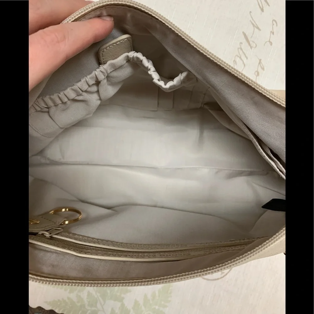 Stone Mountain pebbled leather‎ hobo bag NWT